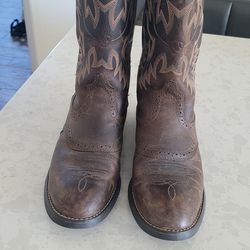 Ariat women's  cowboy boots