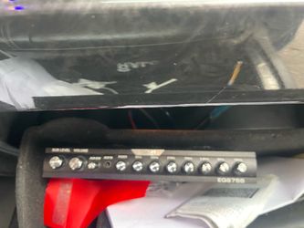 Chuchero type r bass eq two amps one bass one voice and tweeter amp.