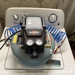 MCGRAW 3 Gallon, 110 PSI Oil-Free Light-Duty Pancake Air Compressor
