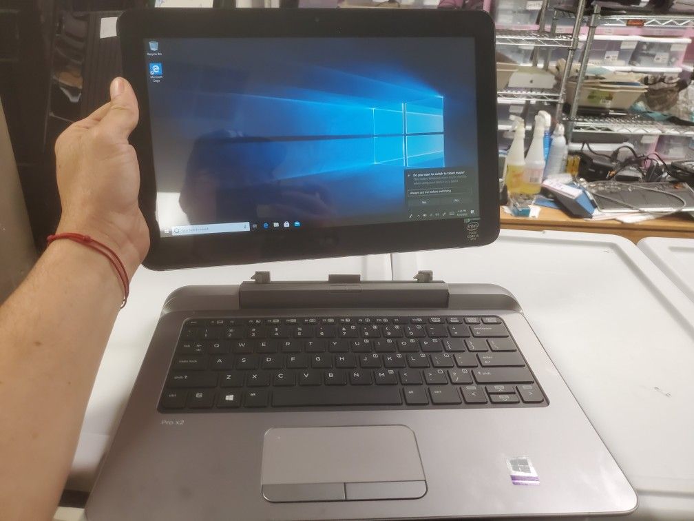 HP Pro X2 612 G1 Tablet Dual Core i5-4302Y 1.6GHz - 8GB - 256GB SSD WINDOWS 10 (D1037)