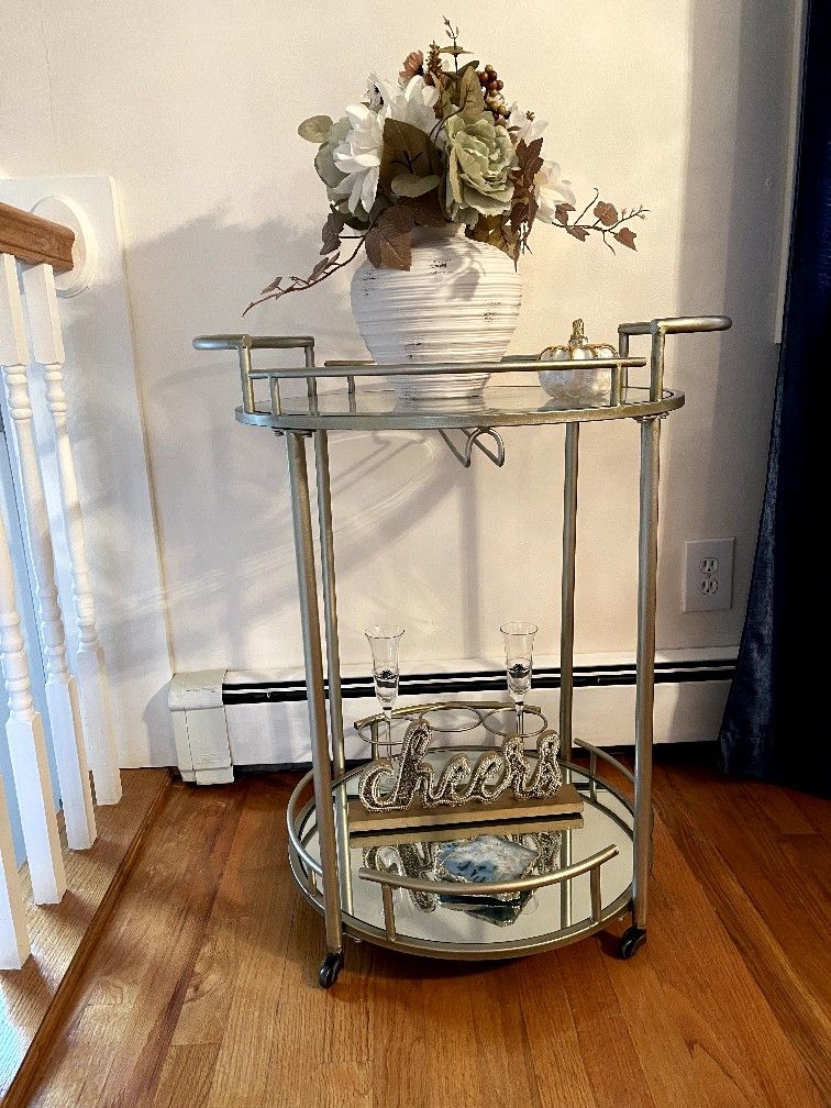 Liquor Table
