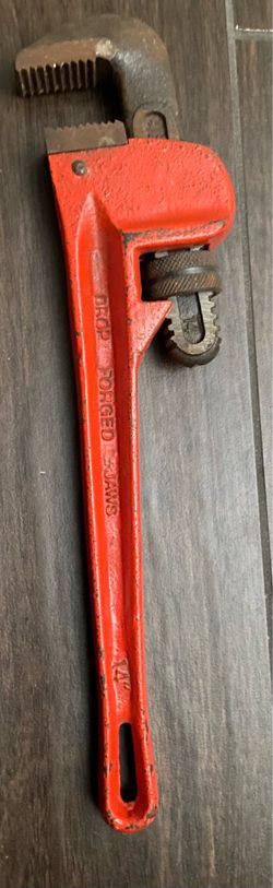 Pipe Wrench