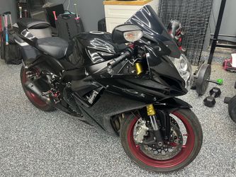 2017 Suzuki 750 with 22k Miles Motercycle