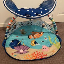 Disney Finding Nemo Baby Activity Play Mat