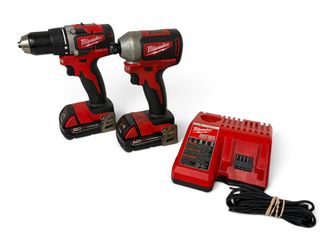 MILWAUKEE 18V IMPACT/DRILL KIT + BATTERIES/CHARGER 2801-20, 2850-20 (CMP129961)