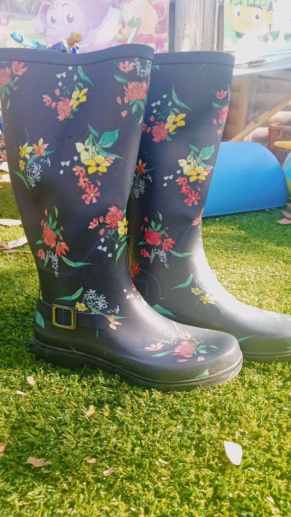 Women's Sz 8 Rain\Work\Gardening Boots