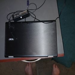 Laptop 