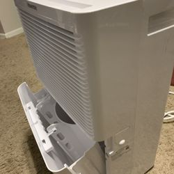 Hisense Dehumidifier 
