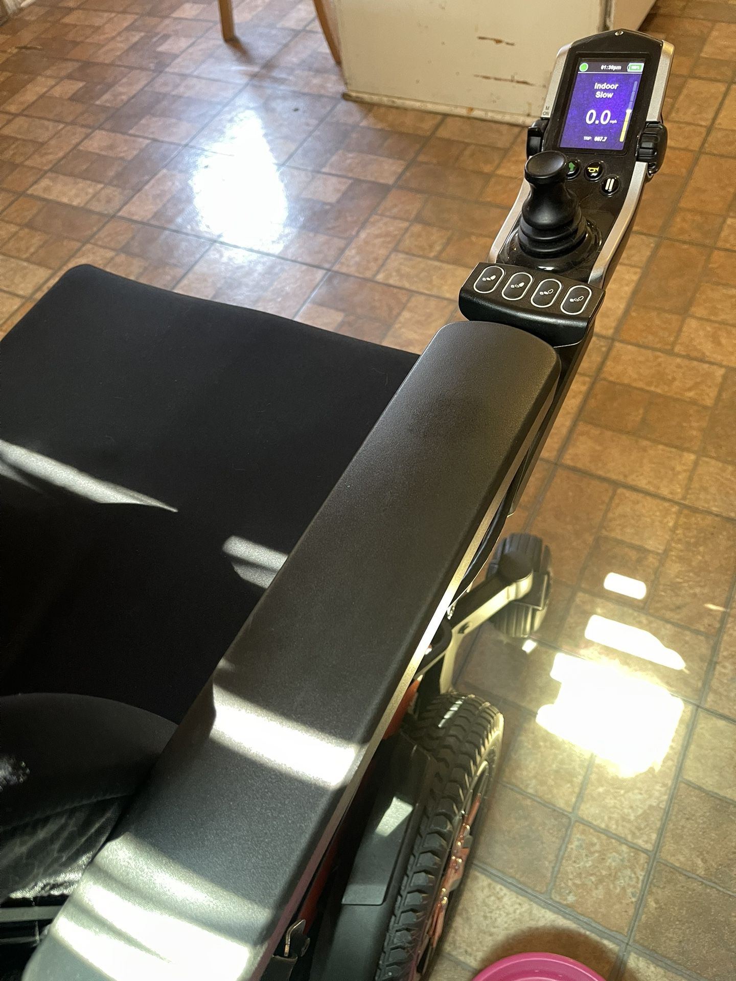 Quantum Q6 Edge Wheelchair for Sale in Salem, OR OfferUp