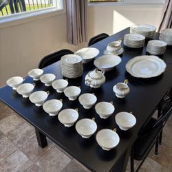 China Set (White with Gold Trim