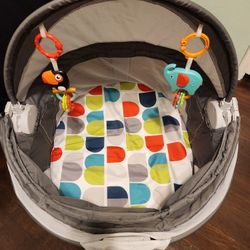 Fisher-Price On-the-Go Baby Dome Portable Bassinet And Play Space With Toys, Windmill