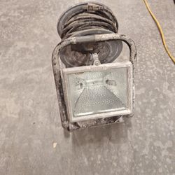 Working Light With Extension Cord