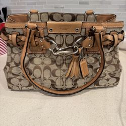Coach Bag Like New Very Clean 
