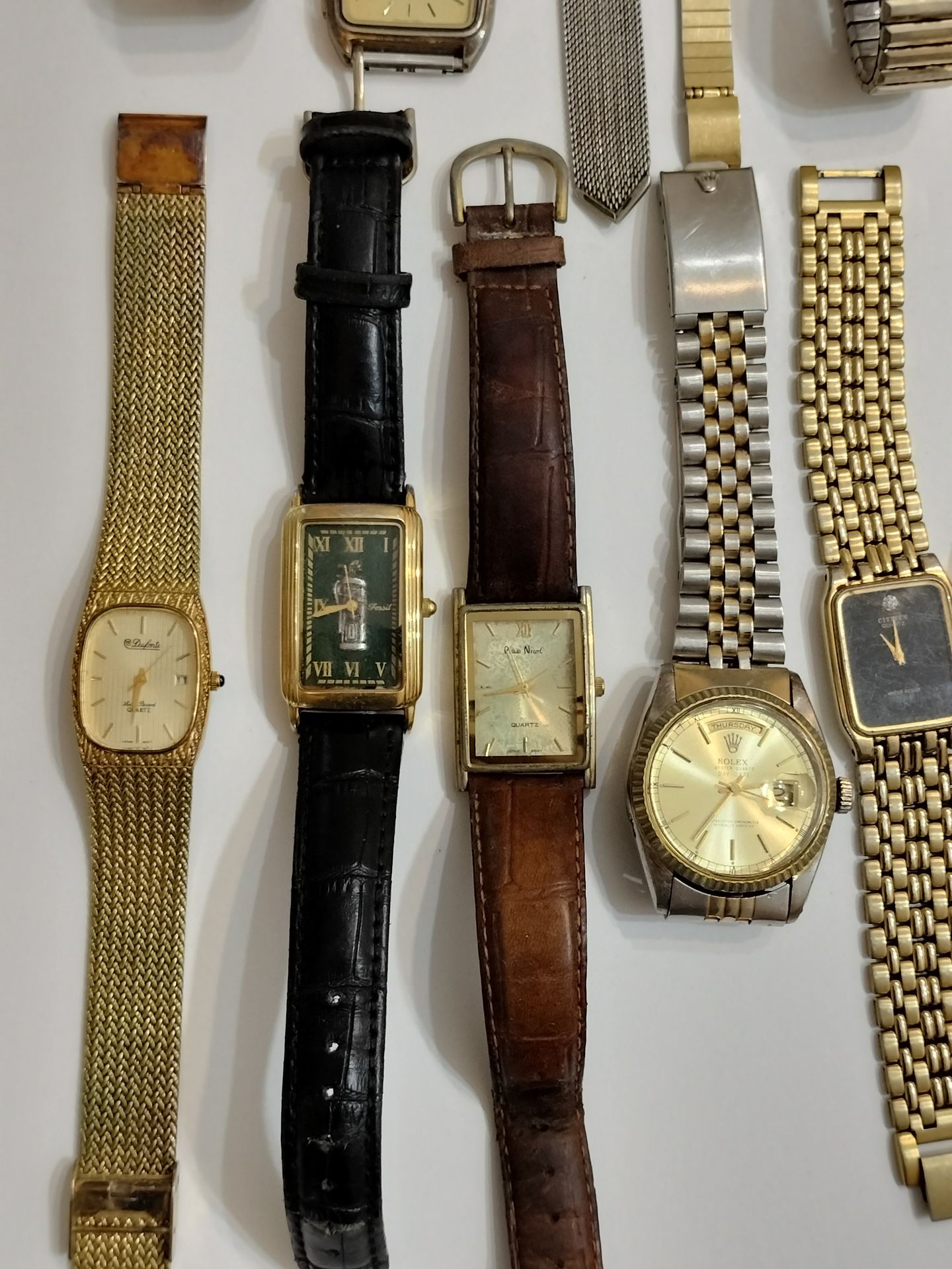 Lot Of (17) Vintage Watches for Sale in Pasadena, TX - OfferUp