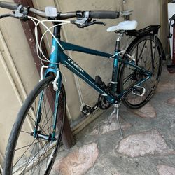 nice bike aluminum everything works good tires size 28 fast bike 24 greats good condition 