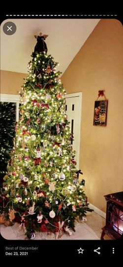 Soldb9ft Pre Lit Tree