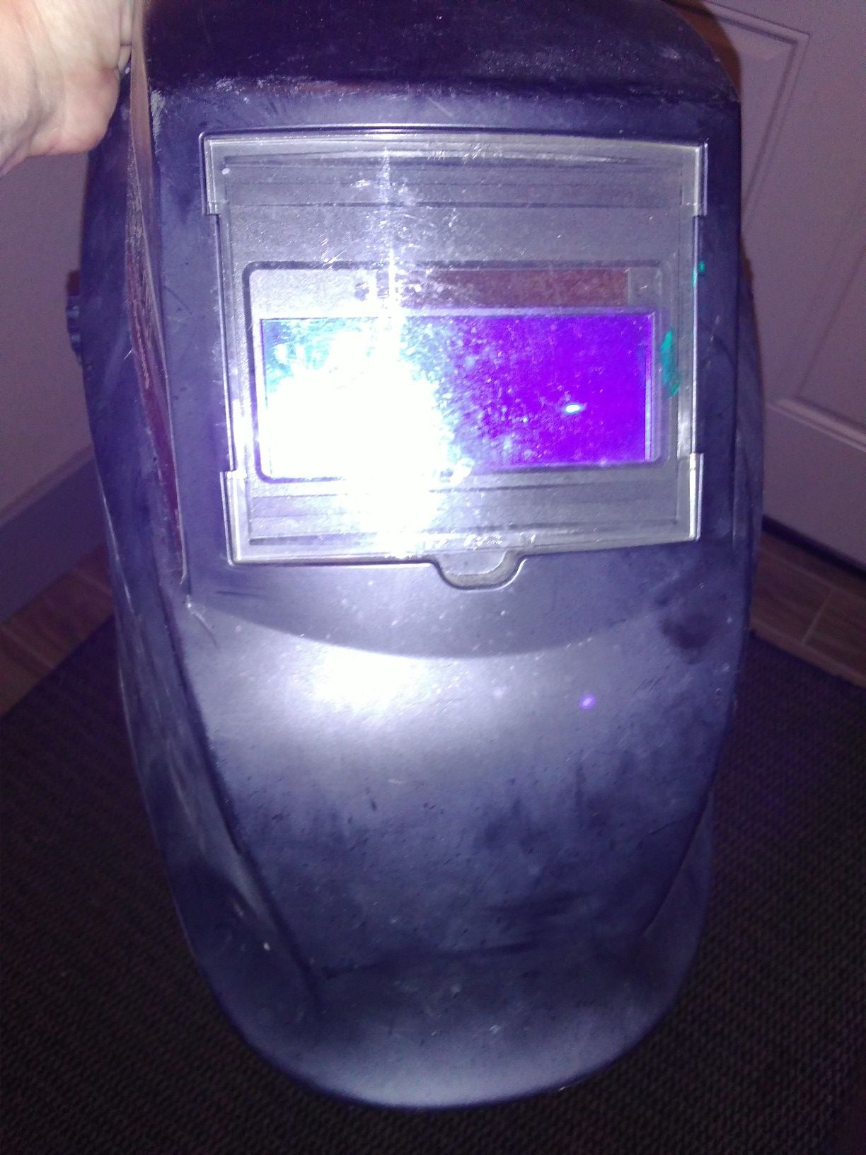 The Metal Man Professional Auto-Darkening Welding Helmet