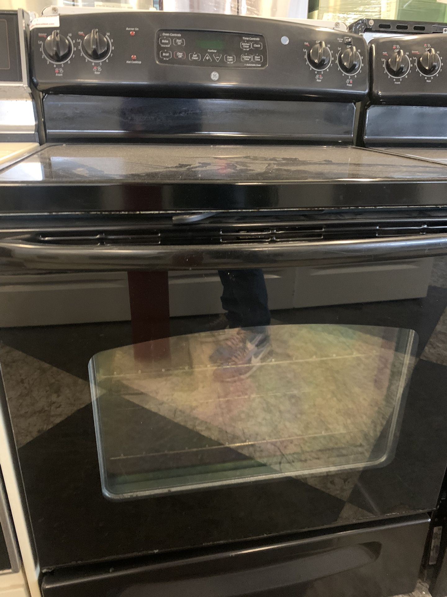 Ge Electric Range Stove for Sale in Roseville, MI OfferUp