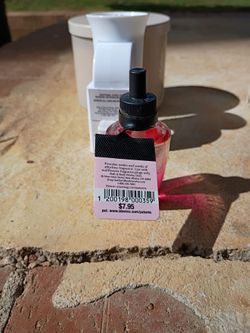 Bath And Body Works Wallflowers Home Fragrance Refill And Wallflower Plug