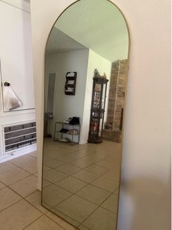 Large Full-Length Arched Floor Mirror – Gold Frame