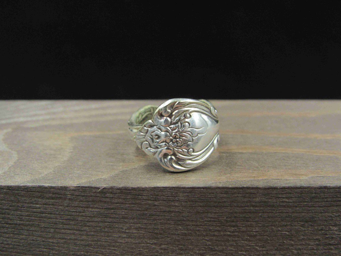 Size 4 Sterling Silver Flower Spoon Rustic Band Ring Vintage Statement Engagement Wedding Promise Anniversary Bridal Cocktail