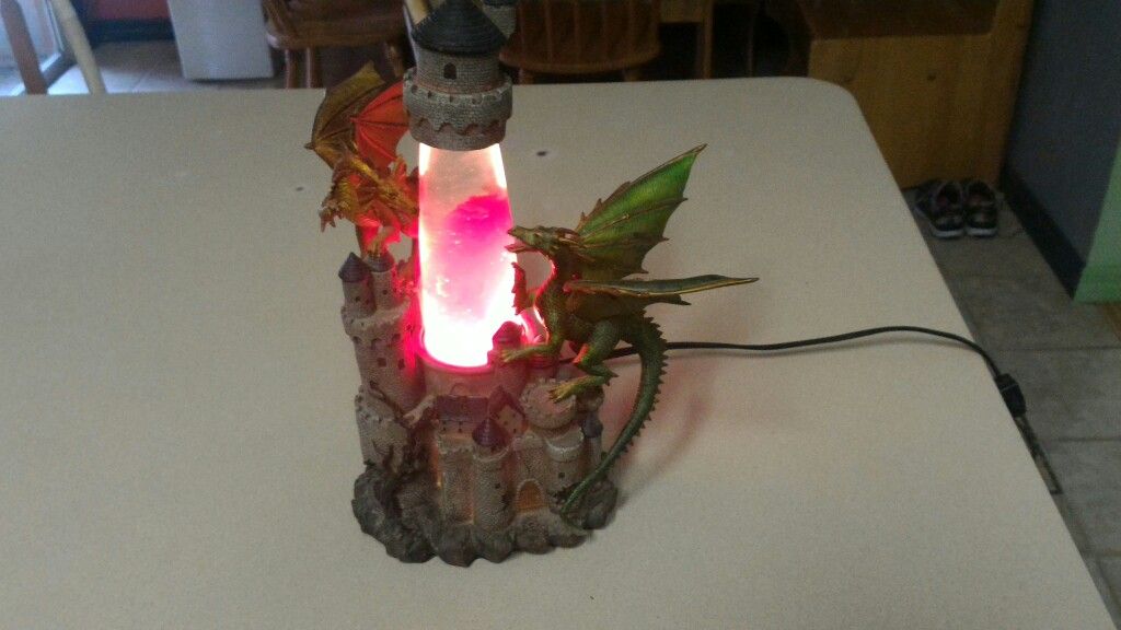 Lava lamp with 2 dragons