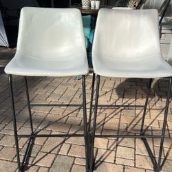 2 White Stitched Barstools