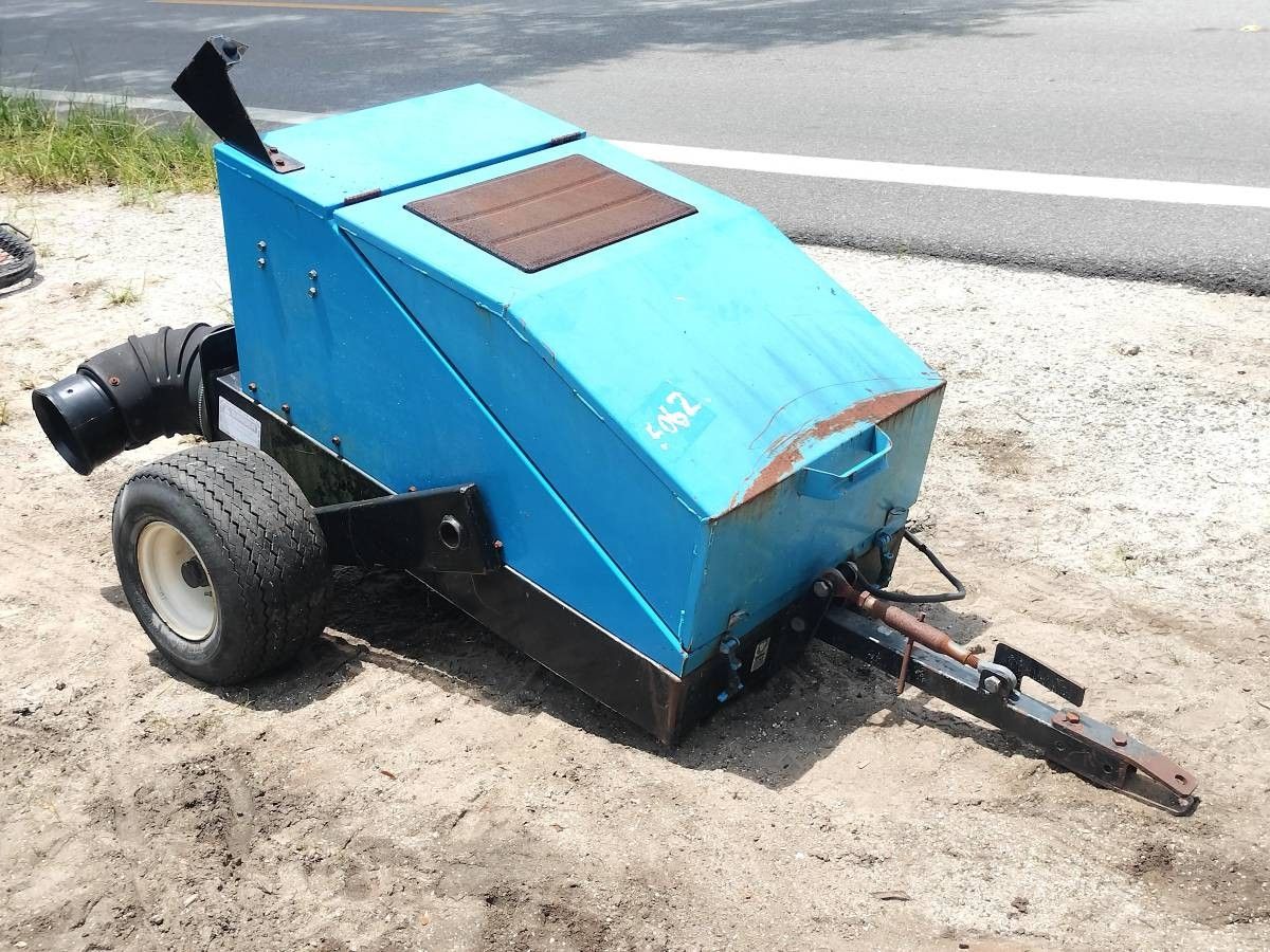 Harper Debris Golf Course Turf Grass Leaf - Blower Trailer