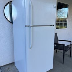 Frigidaire Refrigerator