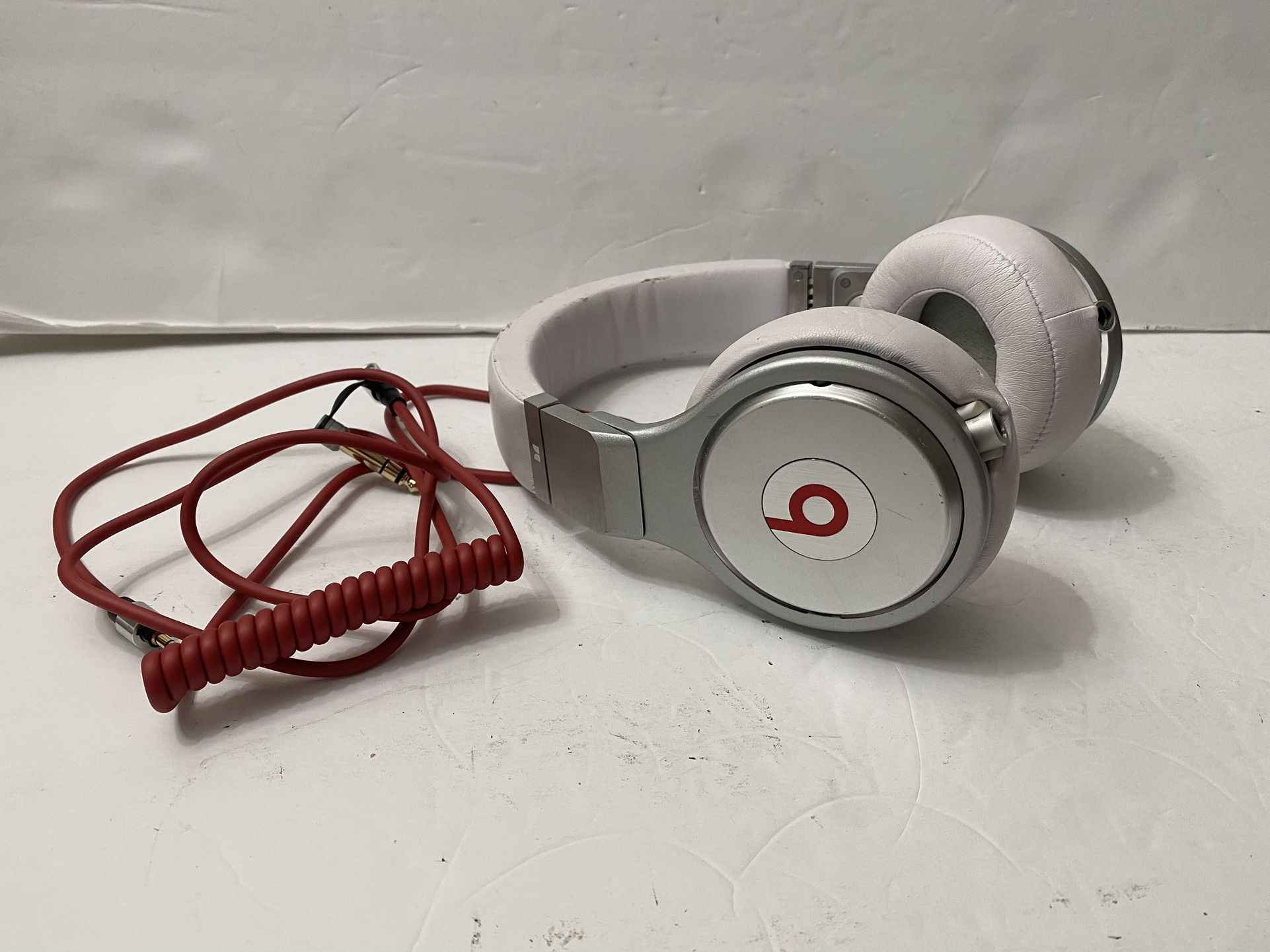 Monster Beats by Dr. Dre Pro Beats Over the Ear Headphones