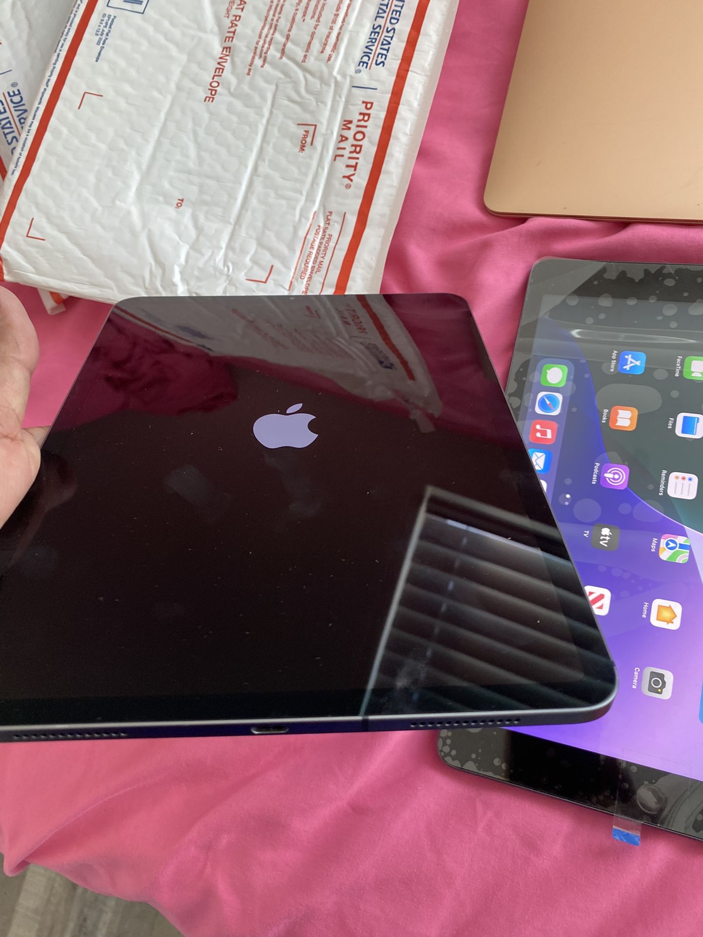 iPad Blowout All Models $99-$499