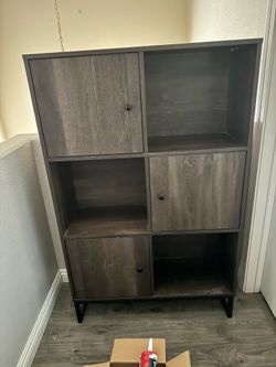 Bookshelf