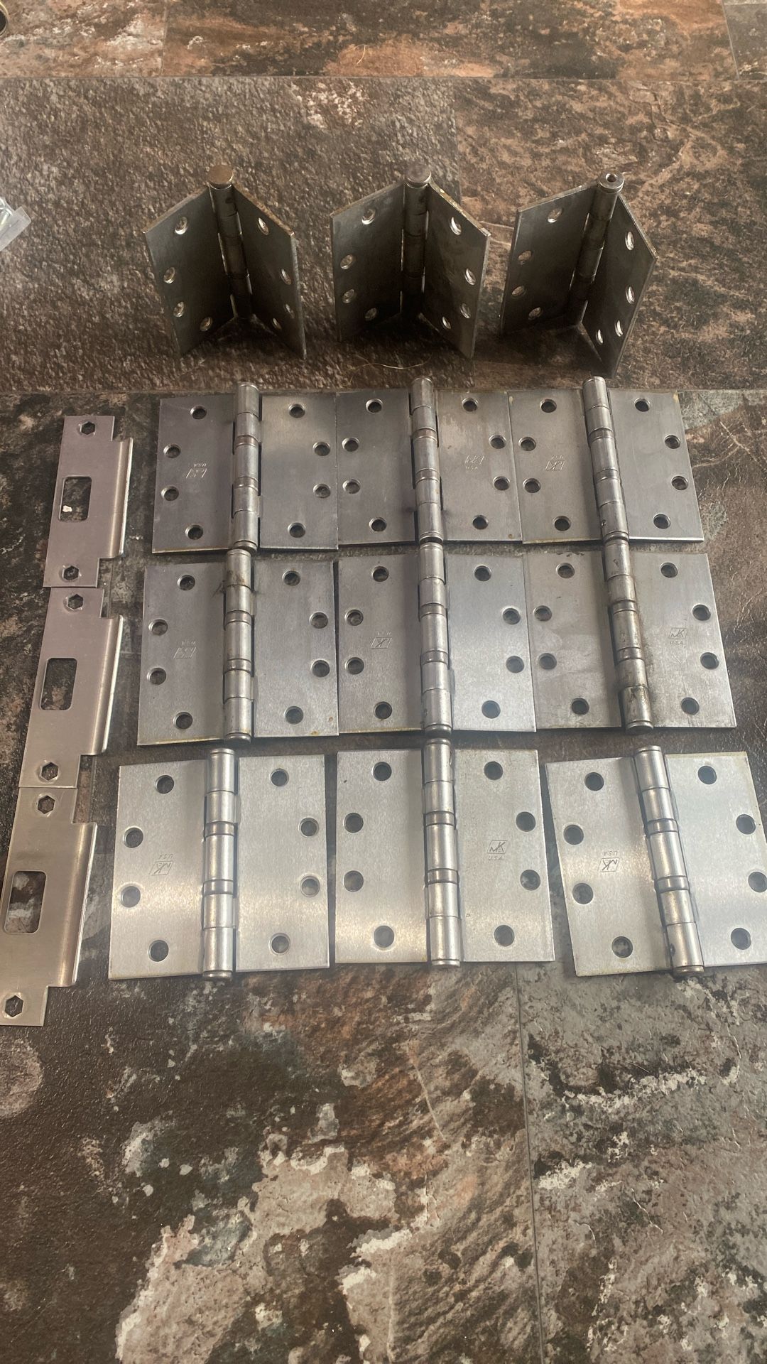 Door Latch 12 Pices $20