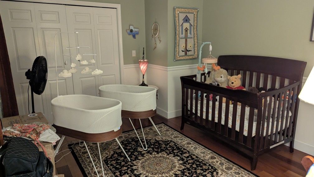 SNOO Smart Sleeper Bassinet by Happiest Baby