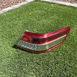 Toyota Camry Tail Light  2010-2011, Toyota Camry Tailight, OEM ORIGINAL TOYOTA PART, passenger side 