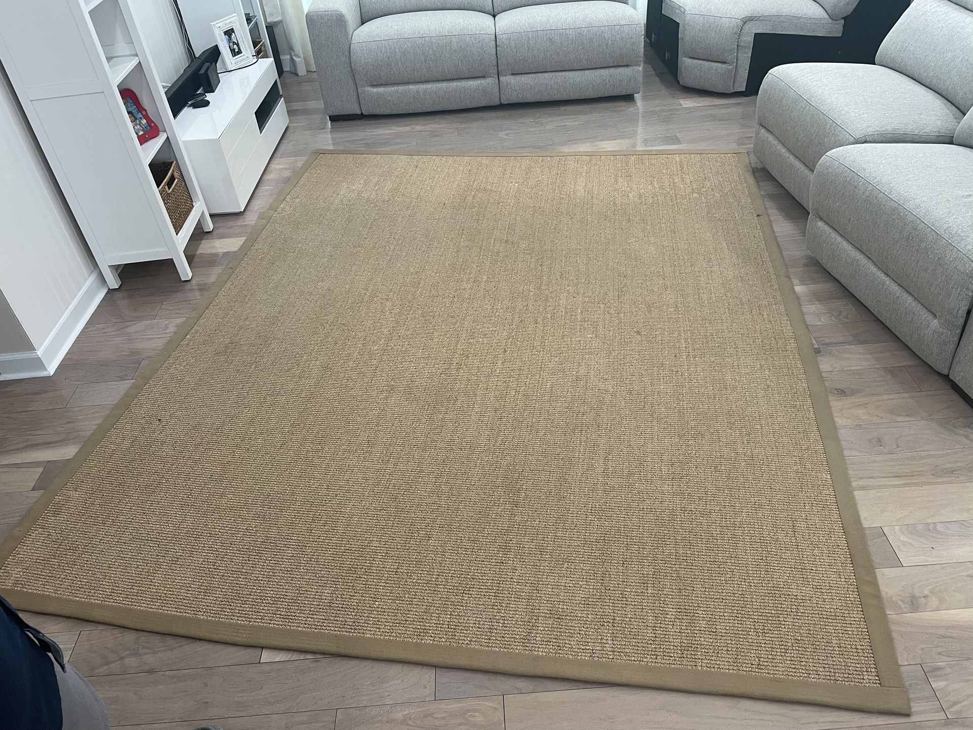 Pottery Barn Sisal Rug For Sale! for Sale in Miami, FL OfferUp