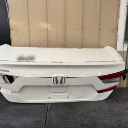 2018 2019 2020 2021 2022 HONDA ACCORD SEDAN TRUNK LID OEM USED