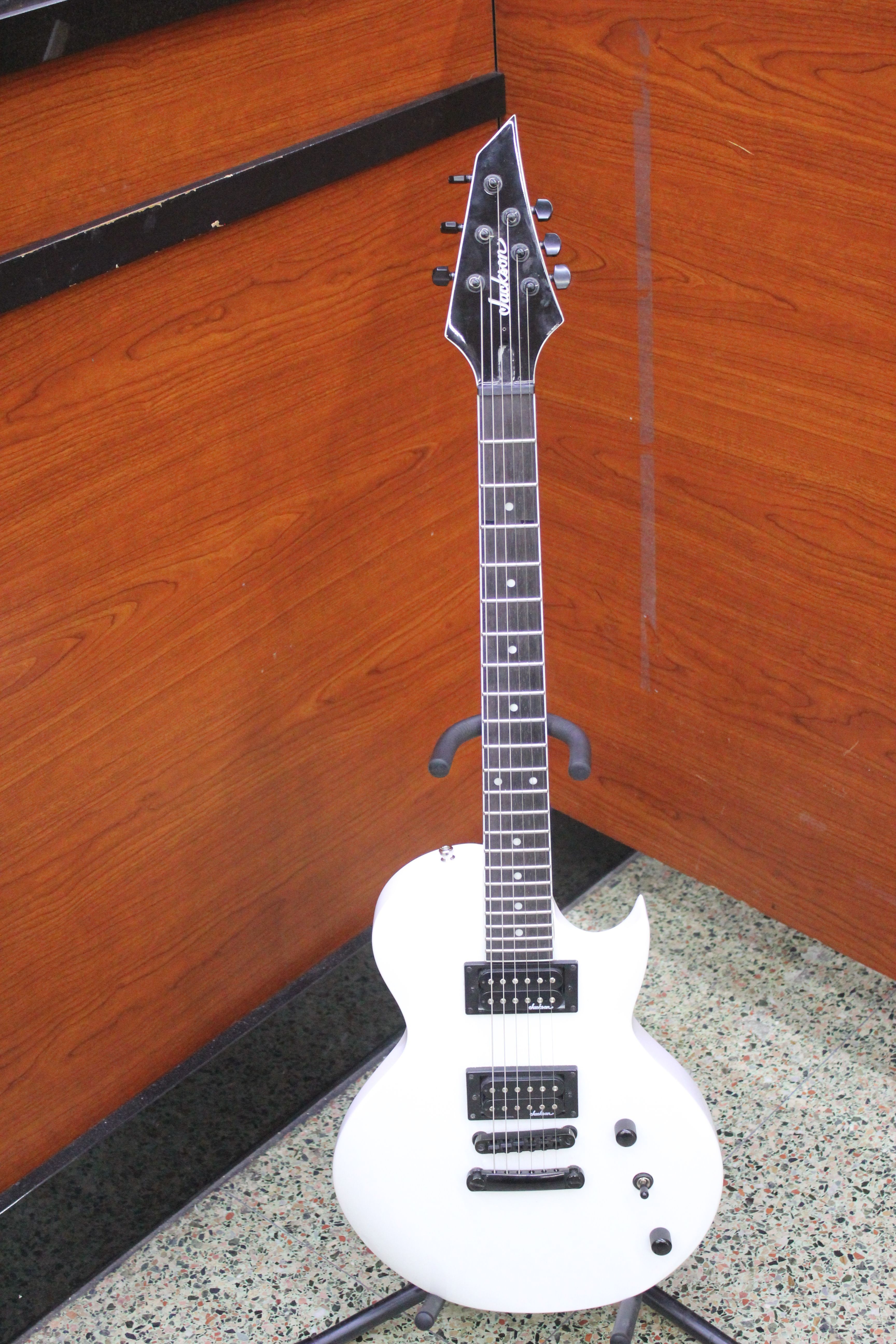 Jackson Monarkh SC JS22 Electric Guitar Snow White