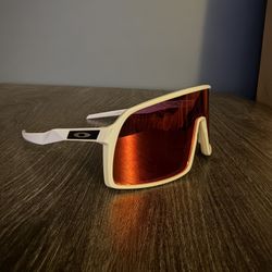 Oakley Sutro PRIZM