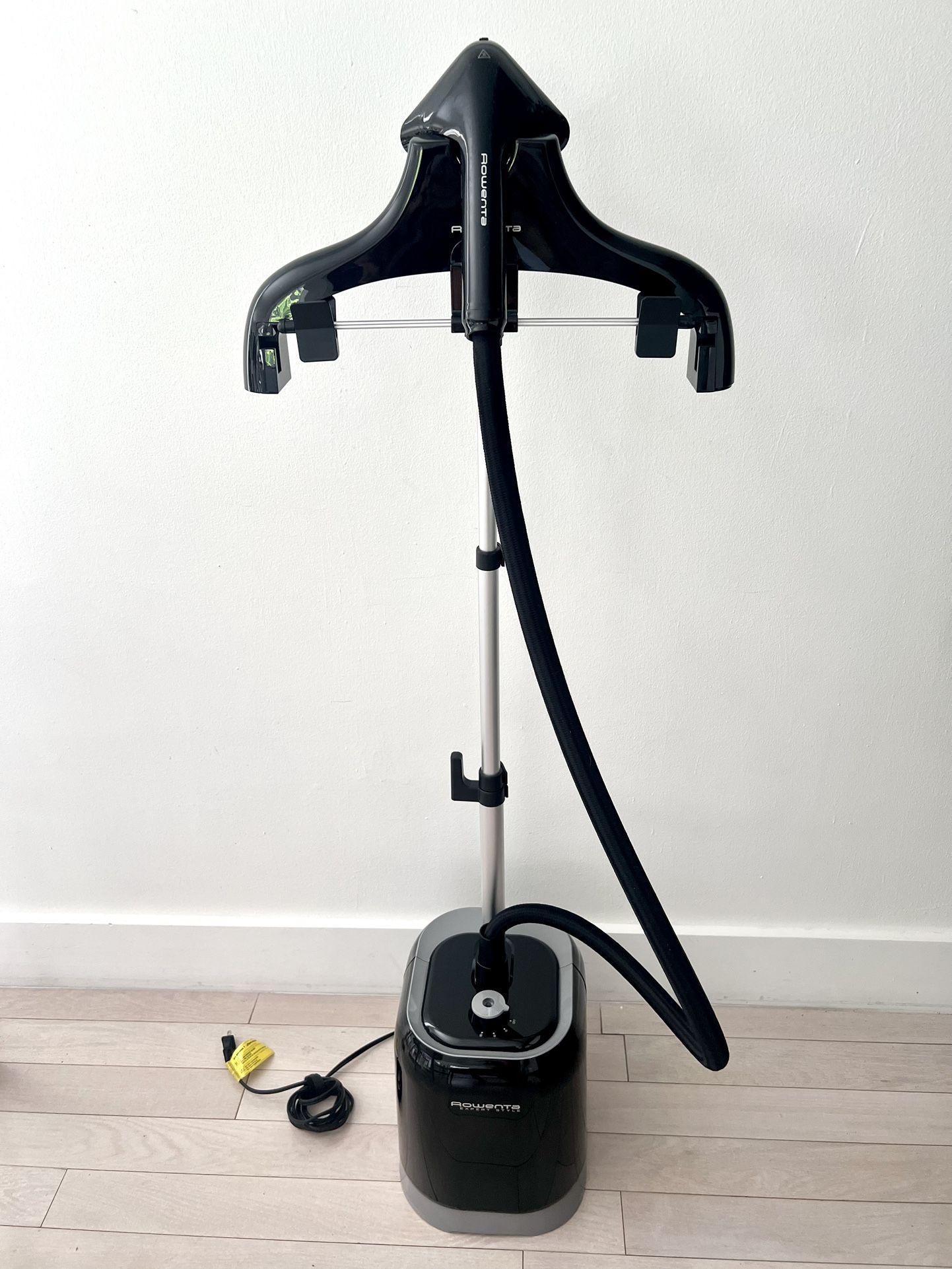 Rowenta Expert Style Valet Garment Steamer IS3421