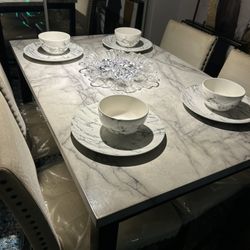 Small Dining Room Set 