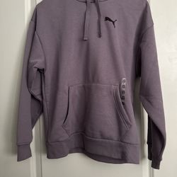 NEW PUMA WOMENS SWEATER - FIRM PRICE 