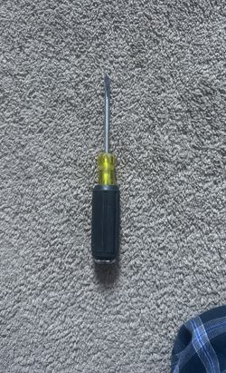 Klein Tools 1/4 in Flat Head Demolition Driver with 4 in. Round Shank