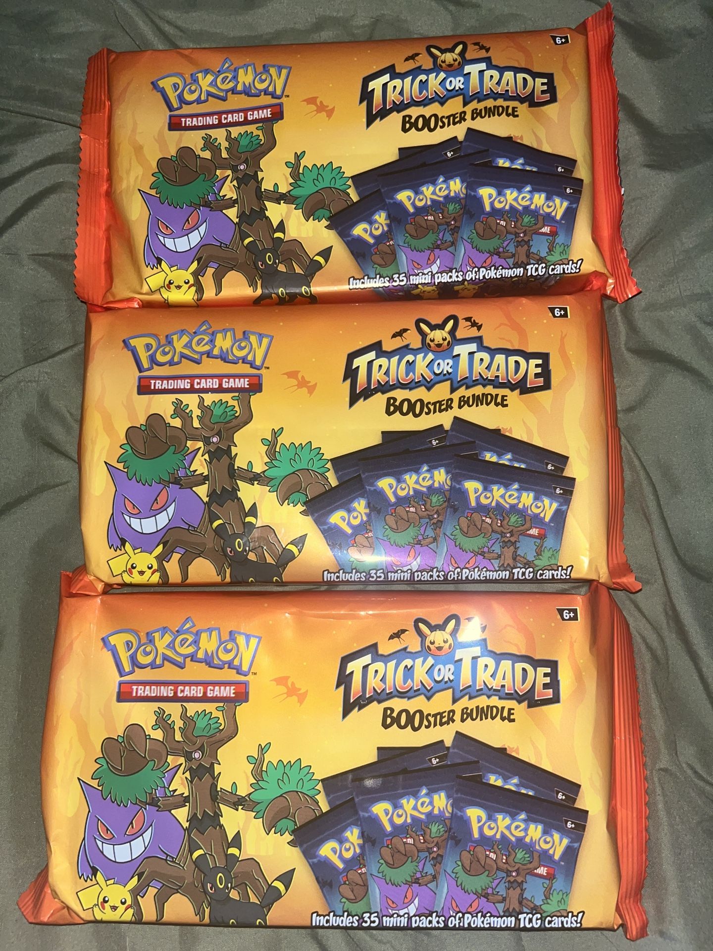 Trick Or Trade Booster Bundle