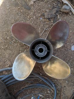 Mercury outboard stainless prop