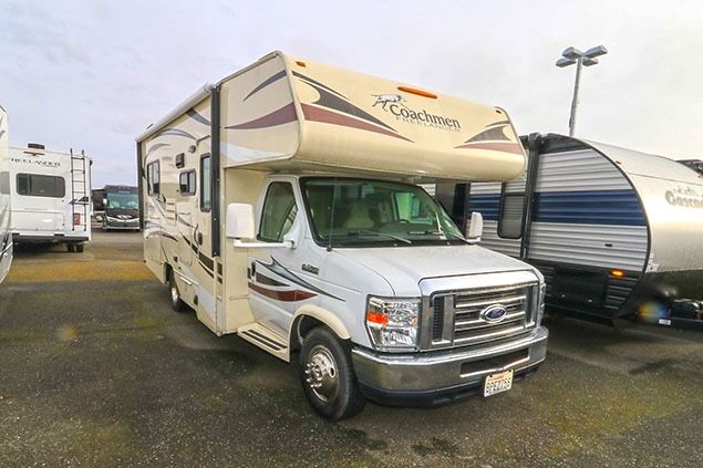 2016 Coachman Freelancer 37,000 Miles Very Clean