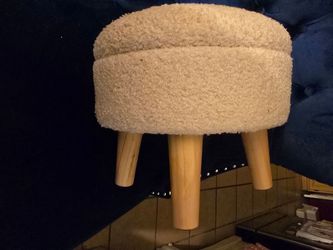 Ottoman/Foot Rest with Storage