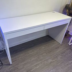 Simple White Desk