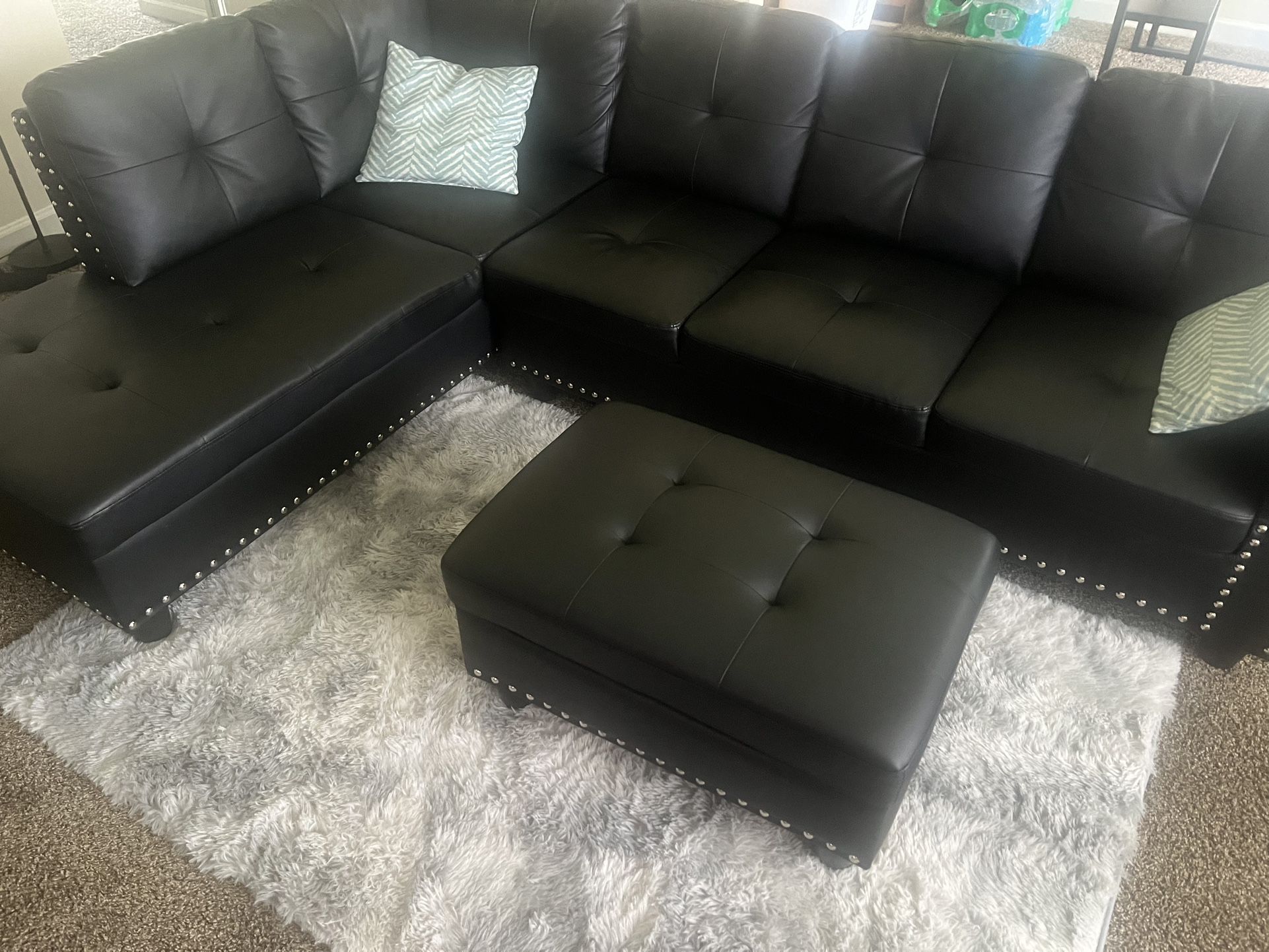 New Couch With Cup Holders And Ottoman