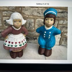 Kissing Dutch Boy & Girl Concrete Lawn Statue